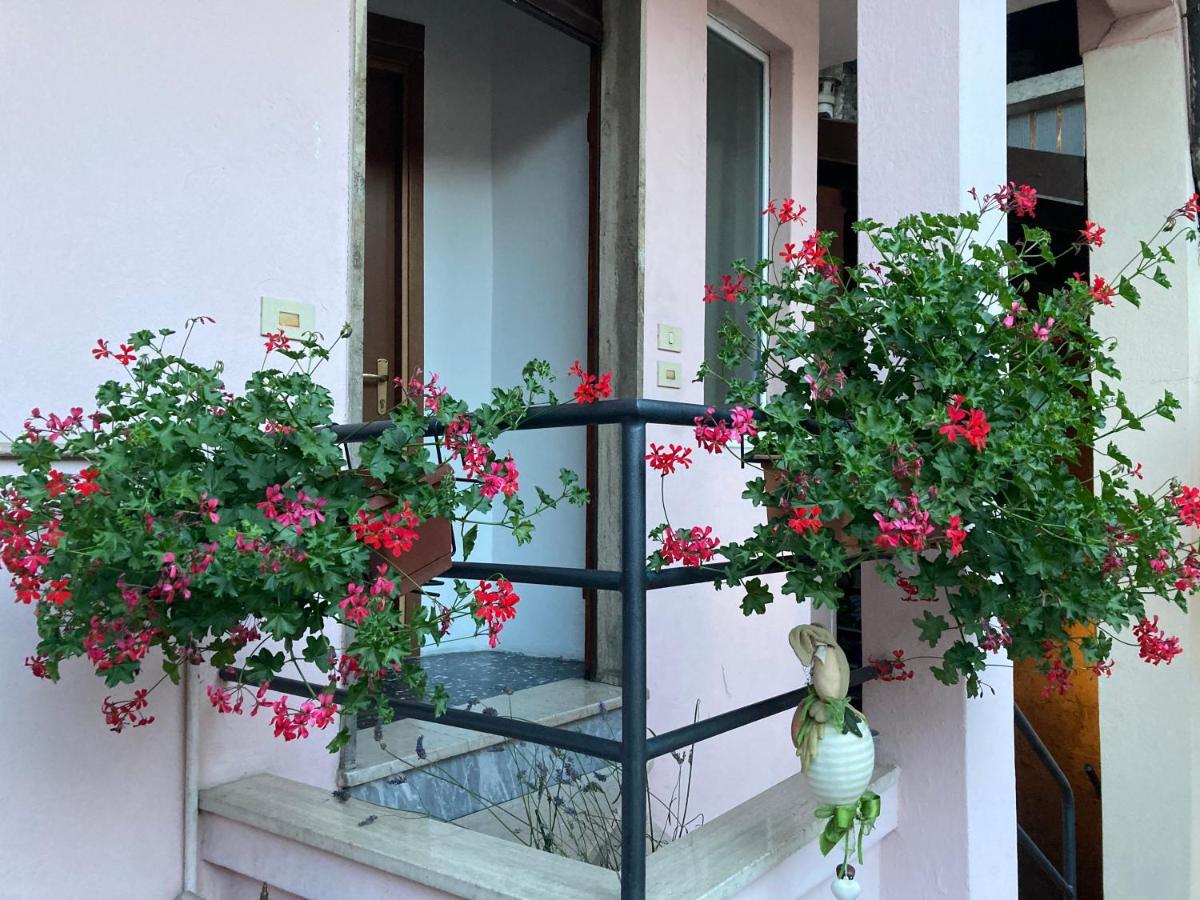 Casa Mirella Lovere Exterior foto